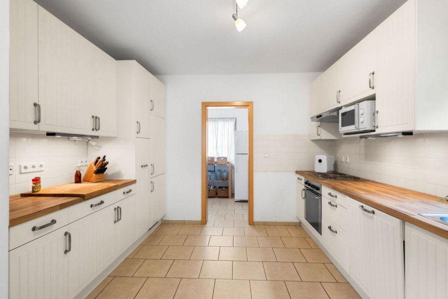 Blick auf die Speisekammer Einfamilienhaus Grafenw�hr