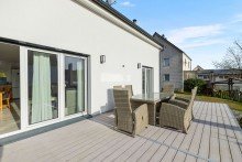 Sonnige Surrasse Ein Zuhause f�r Familien mit Garten und Top-Lage